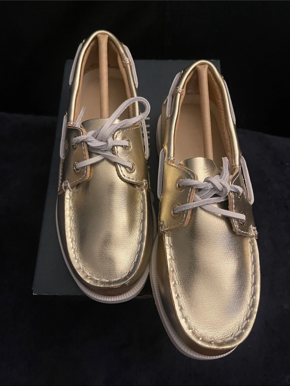 Sperry outsole while